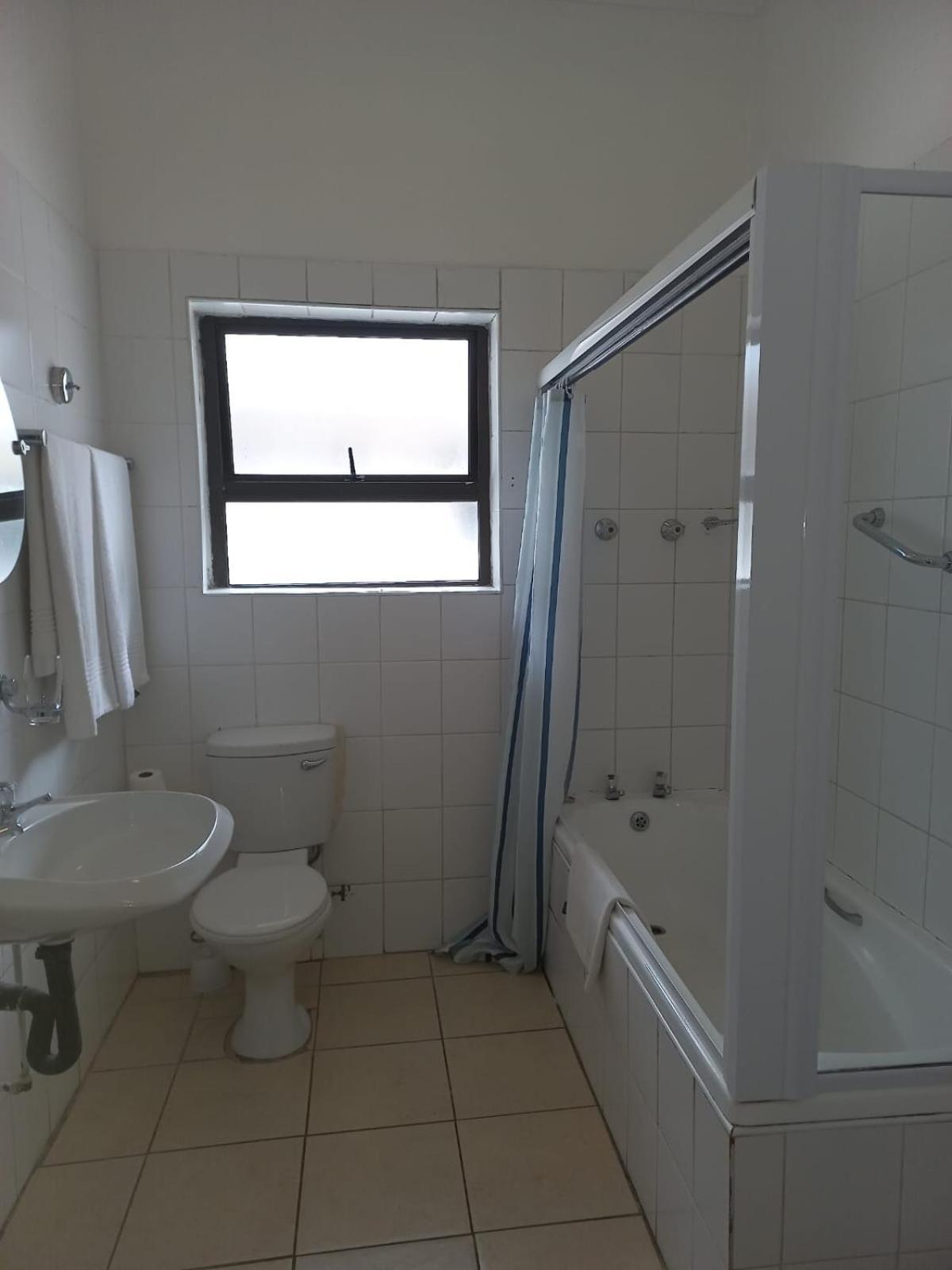 Gonubie Hotel Экстерьер фото